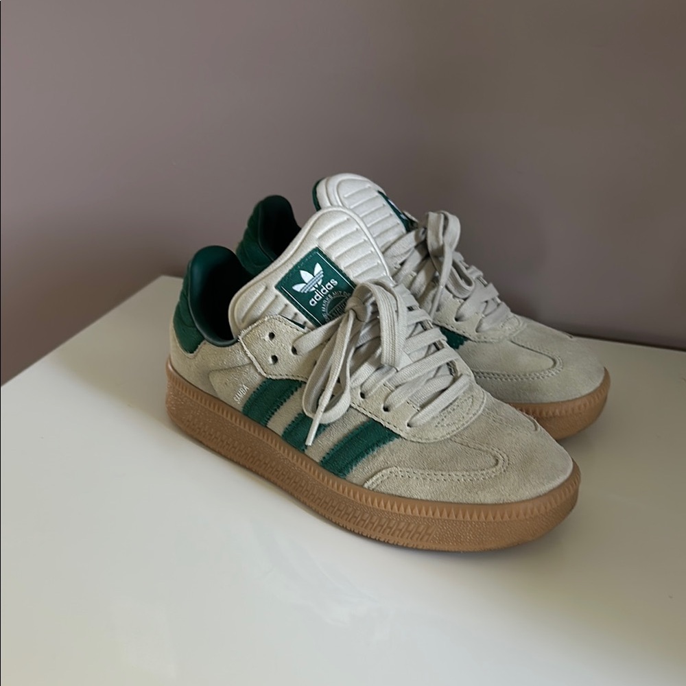 Adidas Cream and Green Casual Sneakers